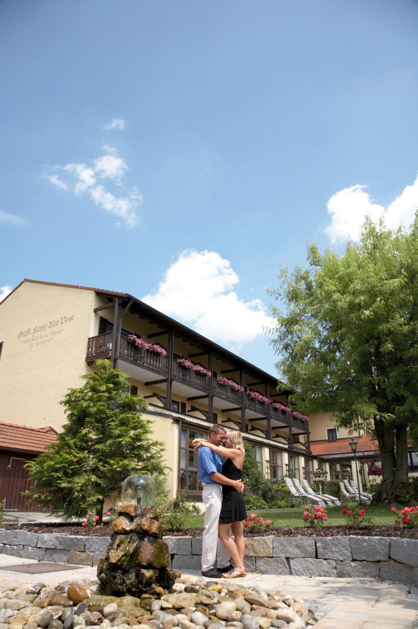 Graefliches Hotel Alte Post Bad Birnbach Esterno foto