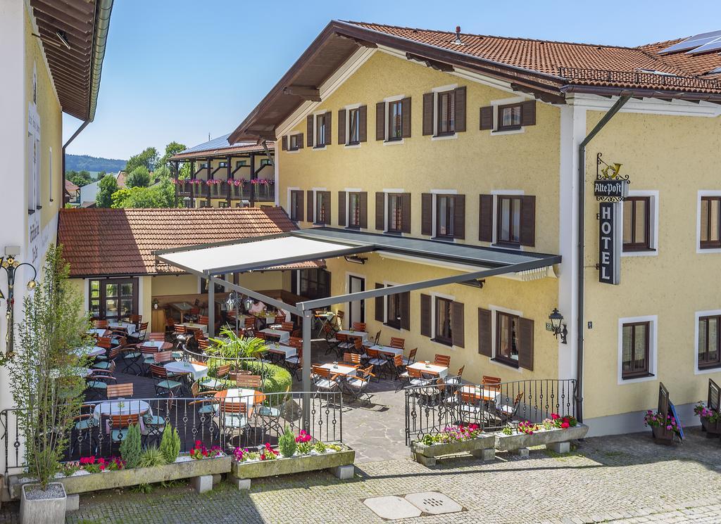 Graefliches Hotel Alte Post Bad Birnbach Esterno foto